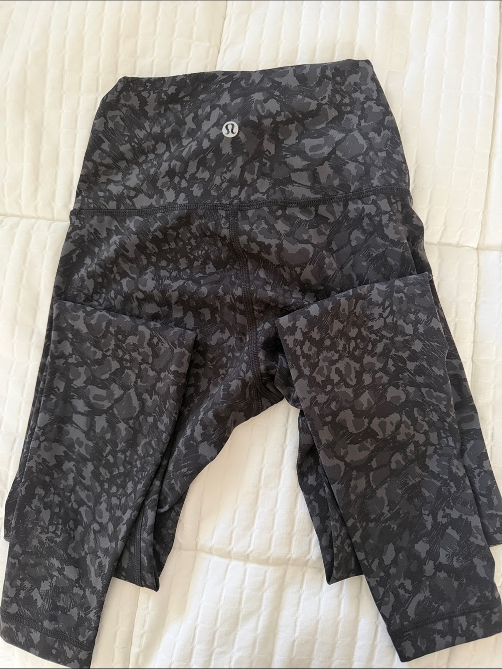 LuluLemon  Align High Rise Leggings Cheetah Camo Deep Coal Size 2 XS